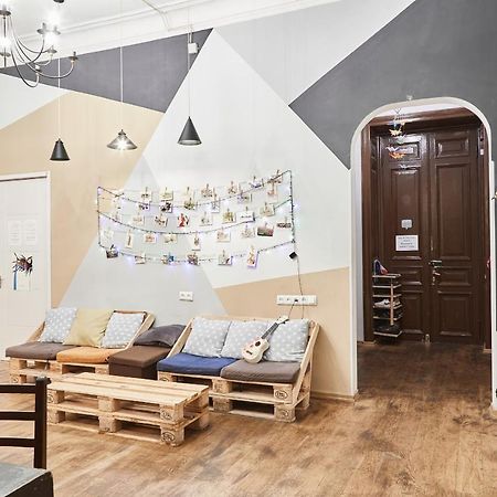 Moosica Hostel Tbilisi Esterno foto