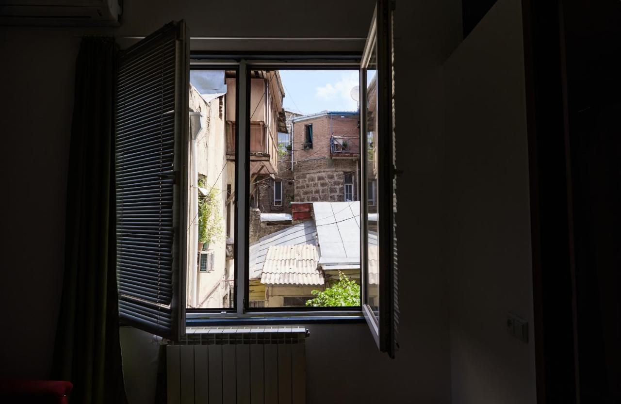 Moosica Hostel Tbilisi Esterno foto