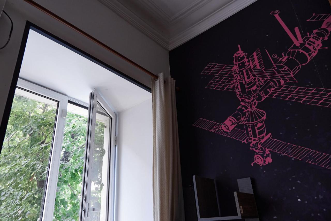 Moosica Hostel Tbilisi Esterno foto