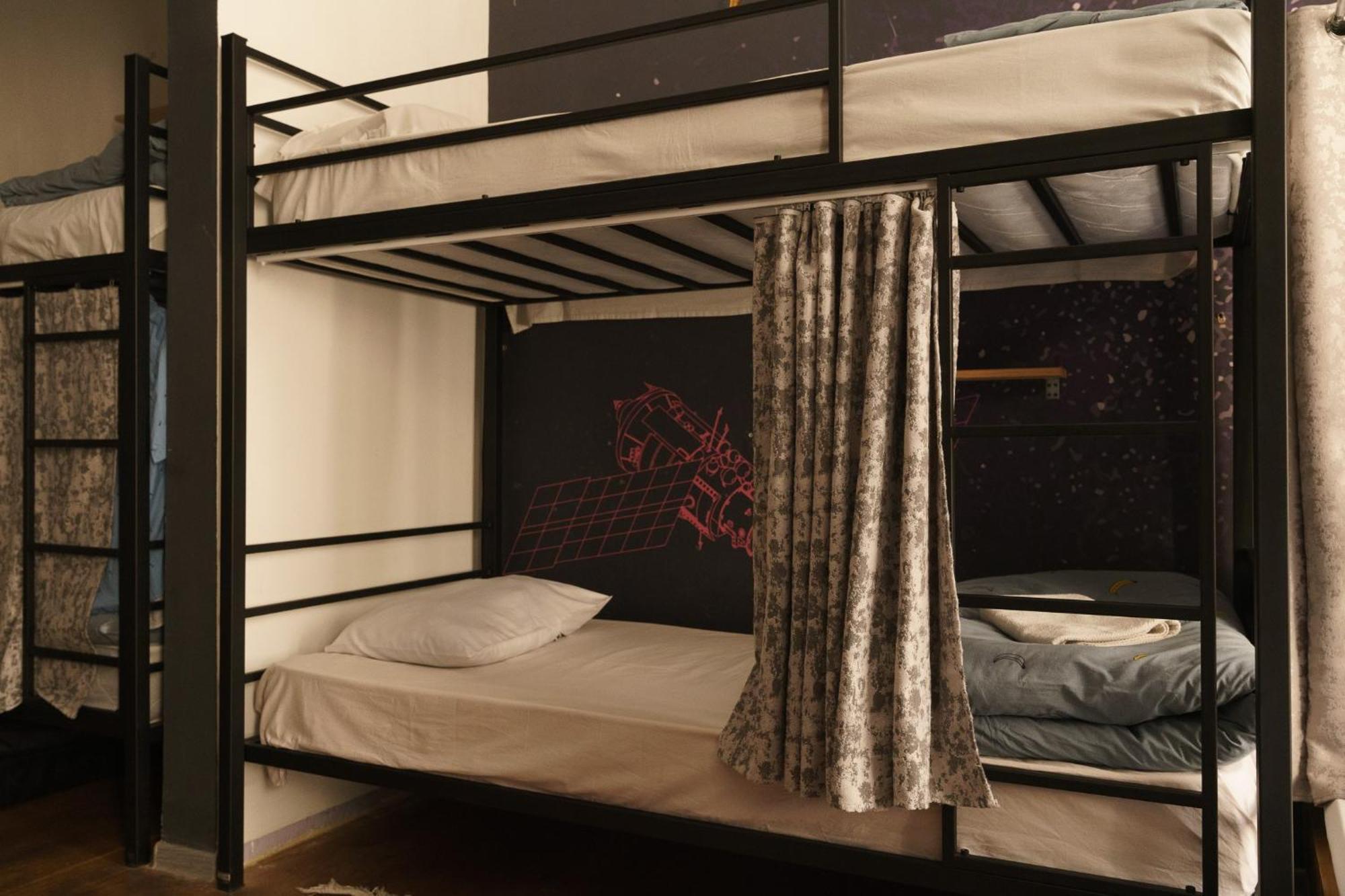 Moosica Hostel Tbilisi Esterno foto