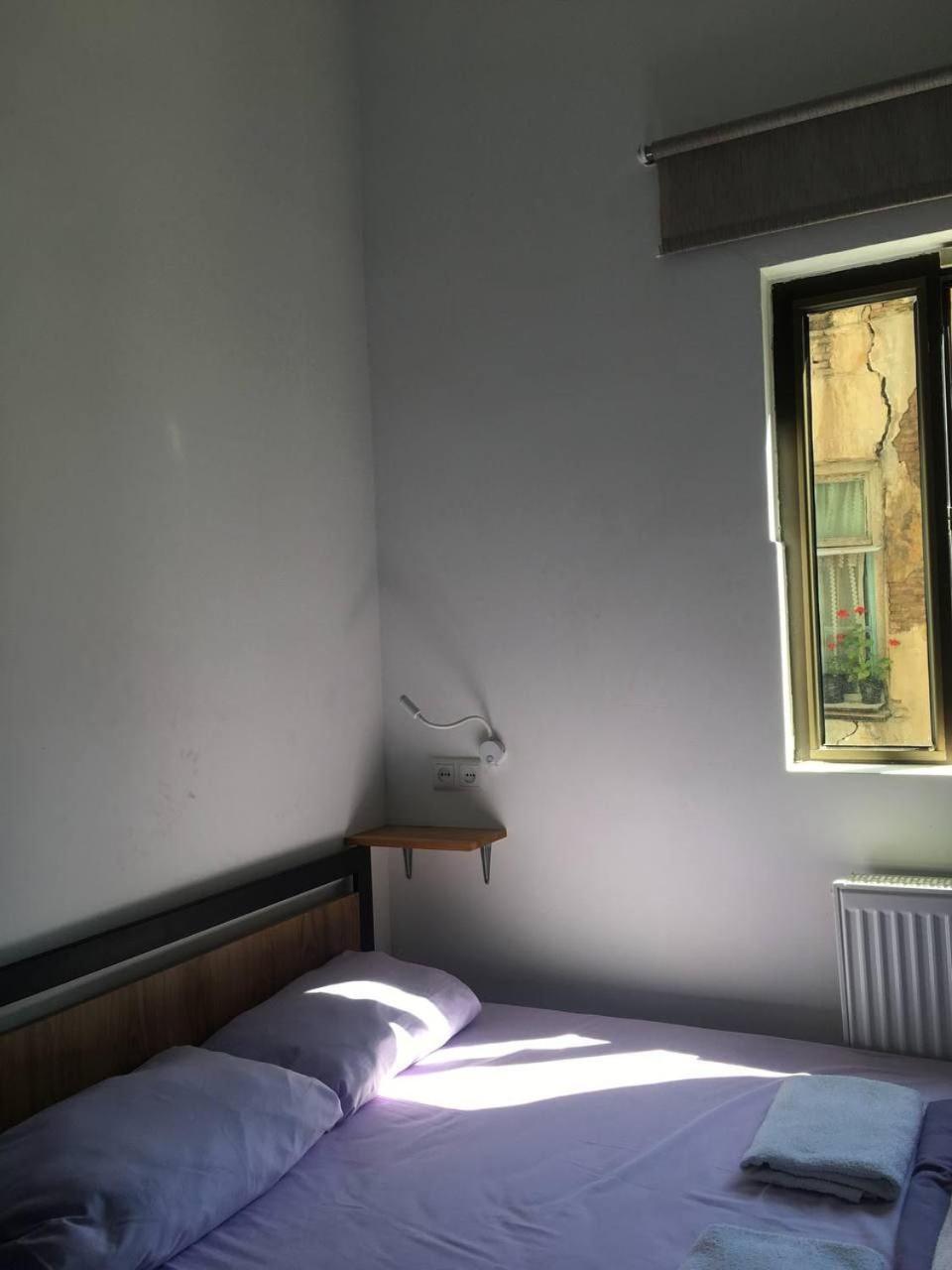Moosica Hostel Tbilisi Esterno foto