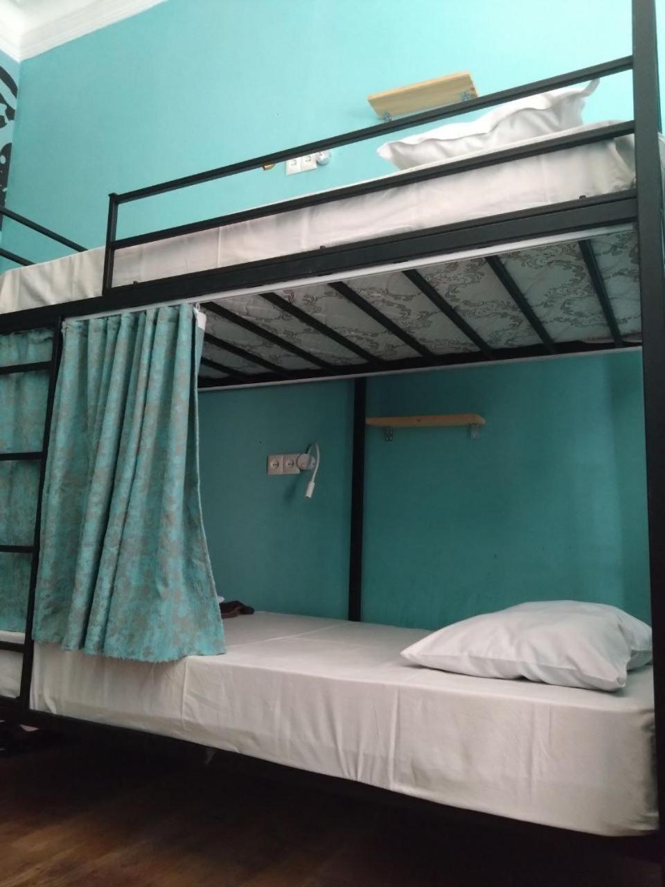 Moosica Hostel Tbilisi Esterno foto